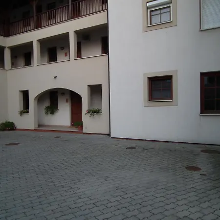 Apartmán Modor
